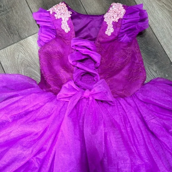 Purple Doll cake dress - Picture 3 of 3